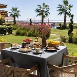 Akrolithos Luxury & Hotel apartamentowy Flogita