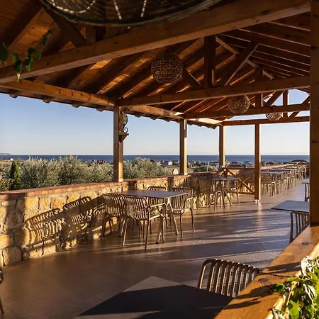 Akrolithos Luxury &
