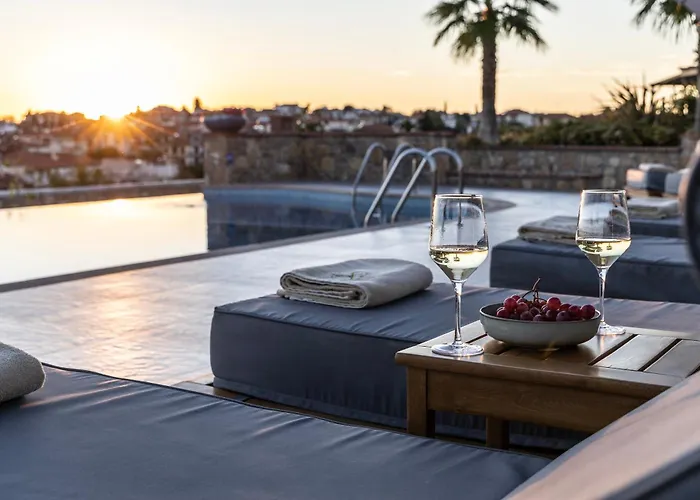 Akrolithos Luxury & 4* Flogita