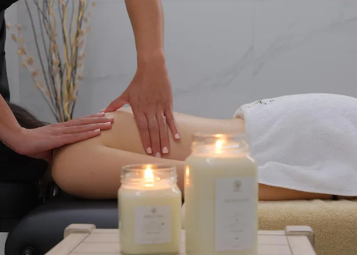 Akrolithos Luxury & Flogita