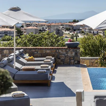 Akrolithos Luxury & 4*