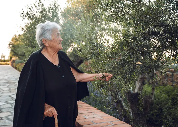 Akrolithos Luxury & מלון דירות