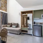 Akrolithos Luxury & Aparthotel